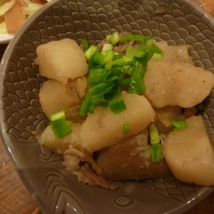 じんわり味の染みた大根の煮物